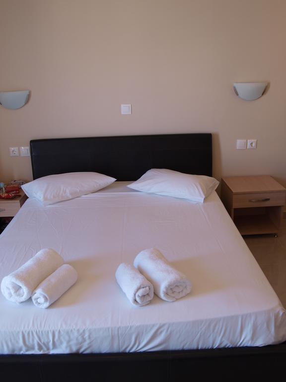 Carina Hotel